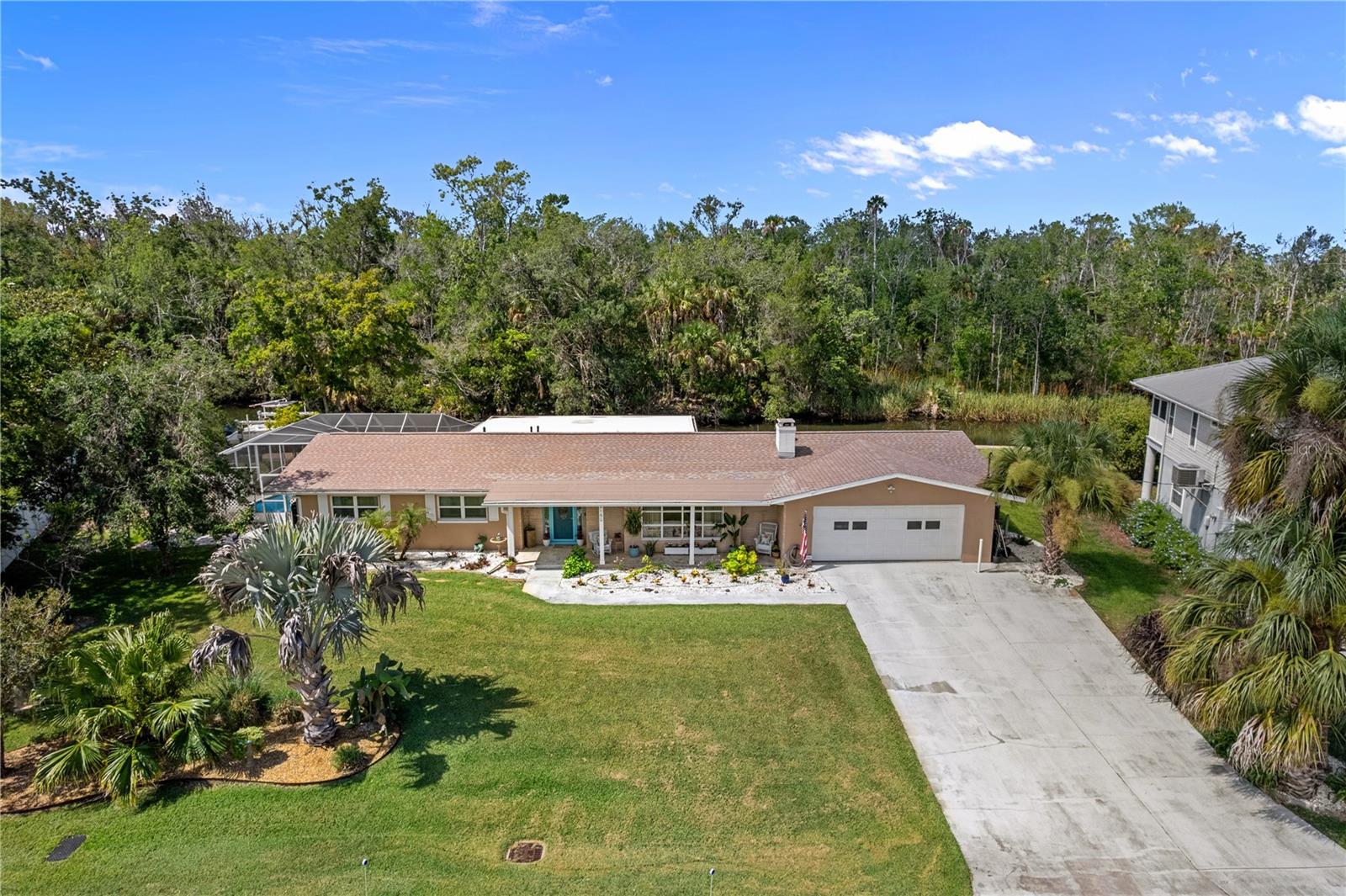 2160 N Watersedge Dr — photo