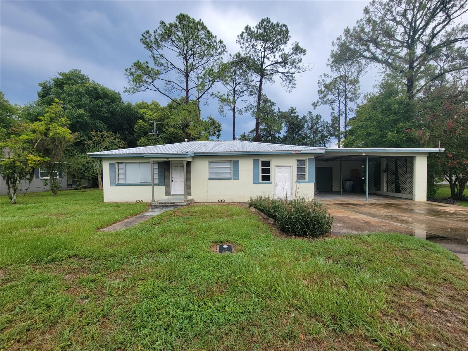 5939 SE Holly Rd — photo