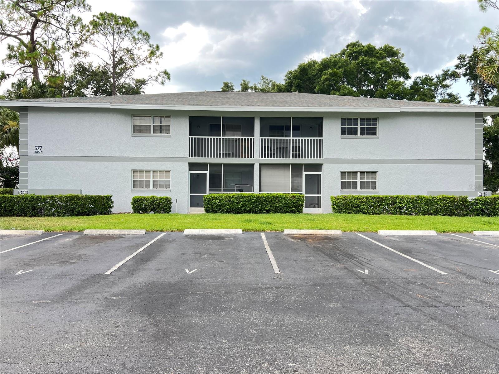 572 Fairways Ln #N204 — photo