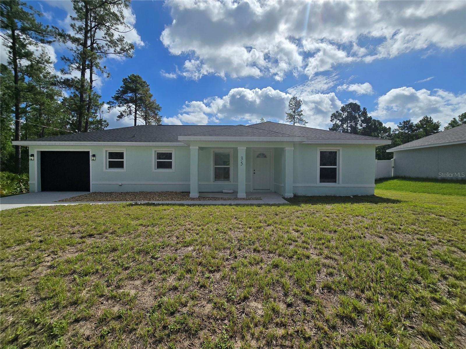 35 Sequoia Trl — photo