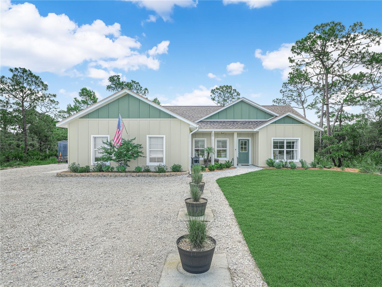 10134 S Orange Blossom Blvd — photo