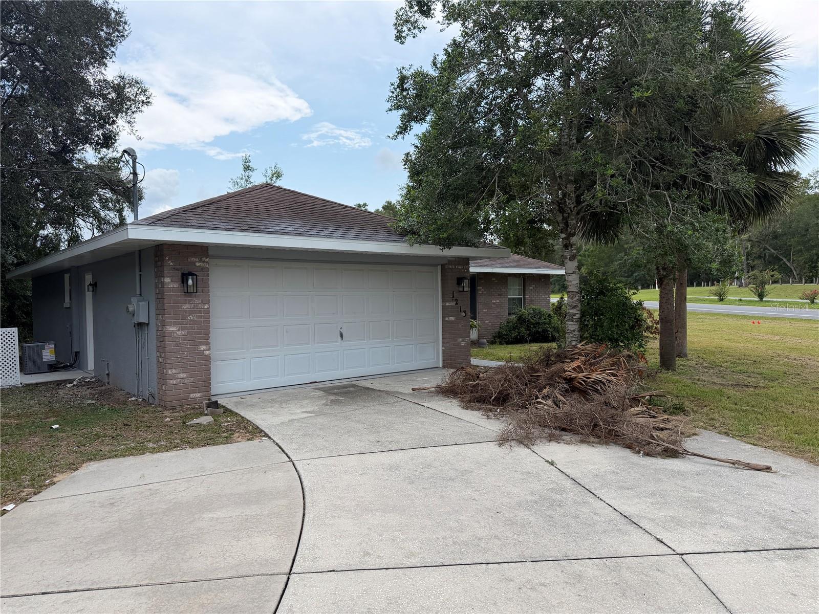1213 W Sorrento Dr — photo
