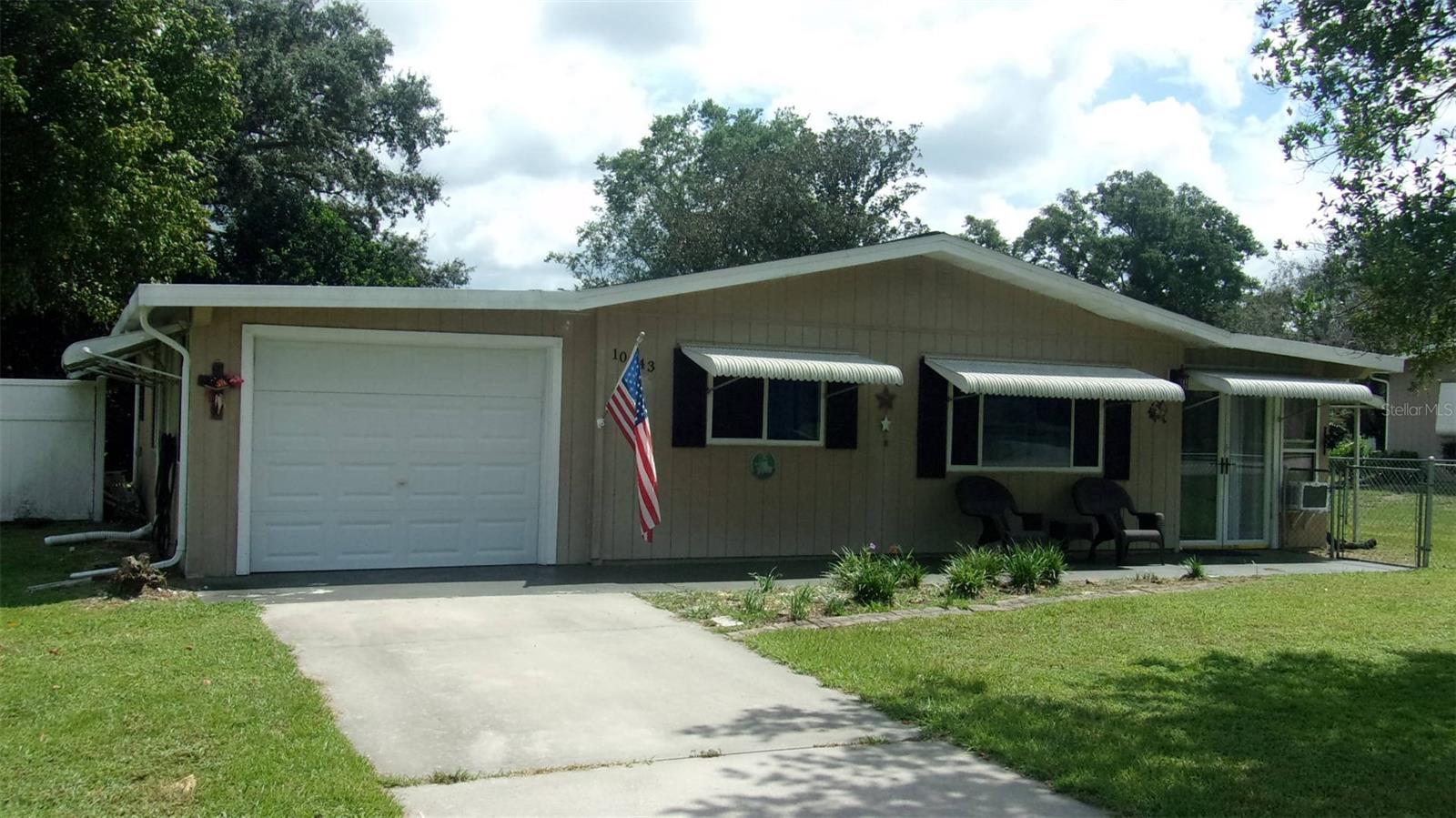 10043 SW 89th Ct — photo