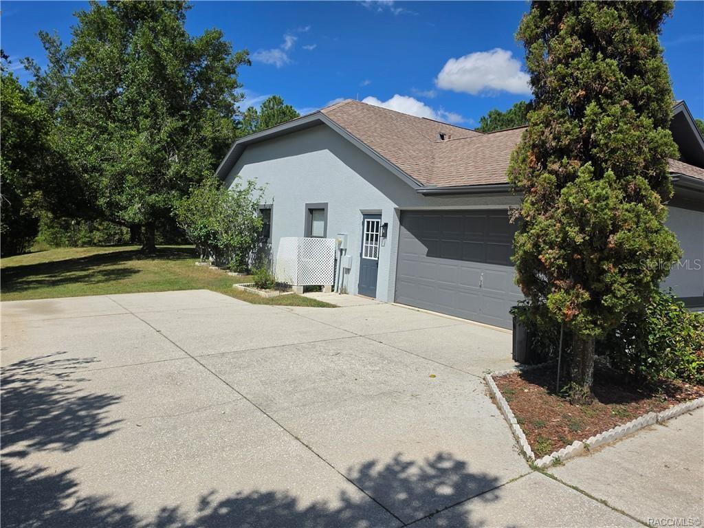 994 E Crown Of Roses Loop, Inverness, FL 34453 — photo 2