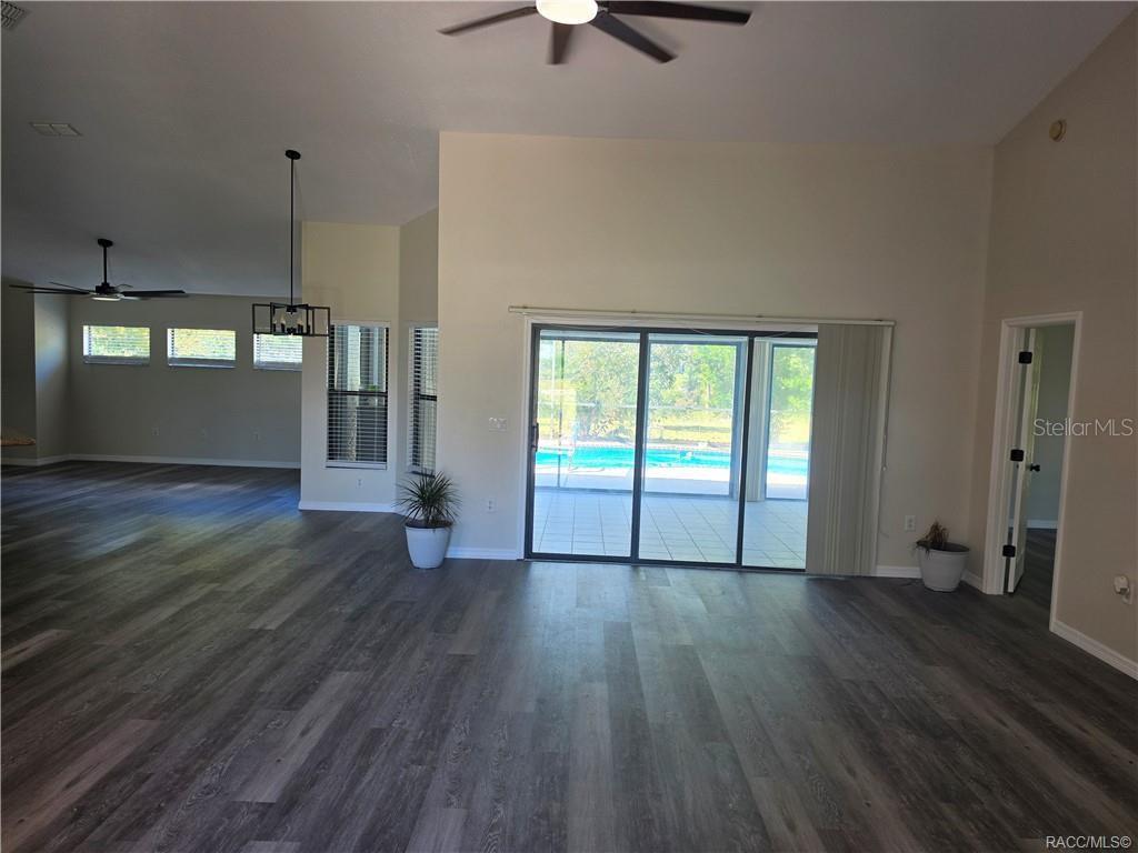 994 E Crown Of Roses Loop, Inverness, FL 34453 — photo 3