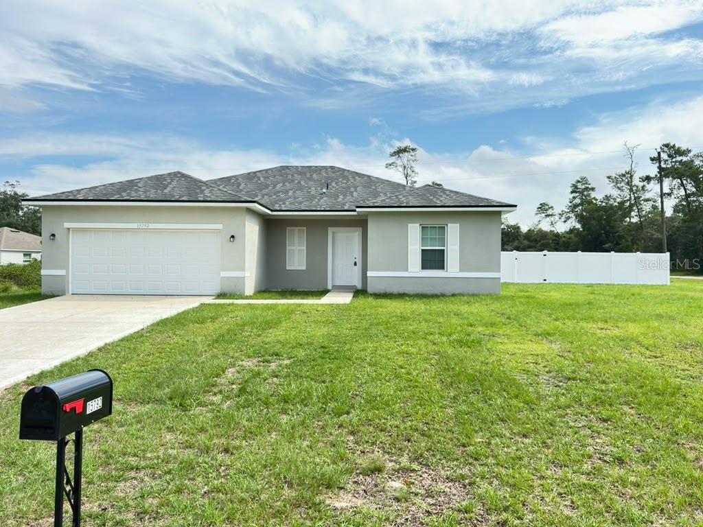 15792 SW 37th Cir — photo