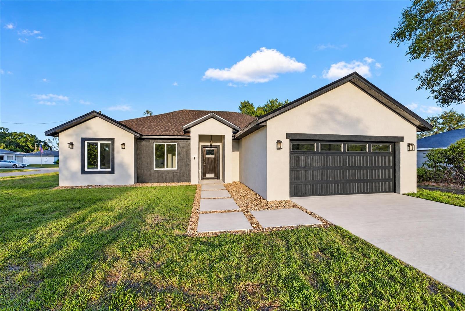 1 Walnut Dr — photo