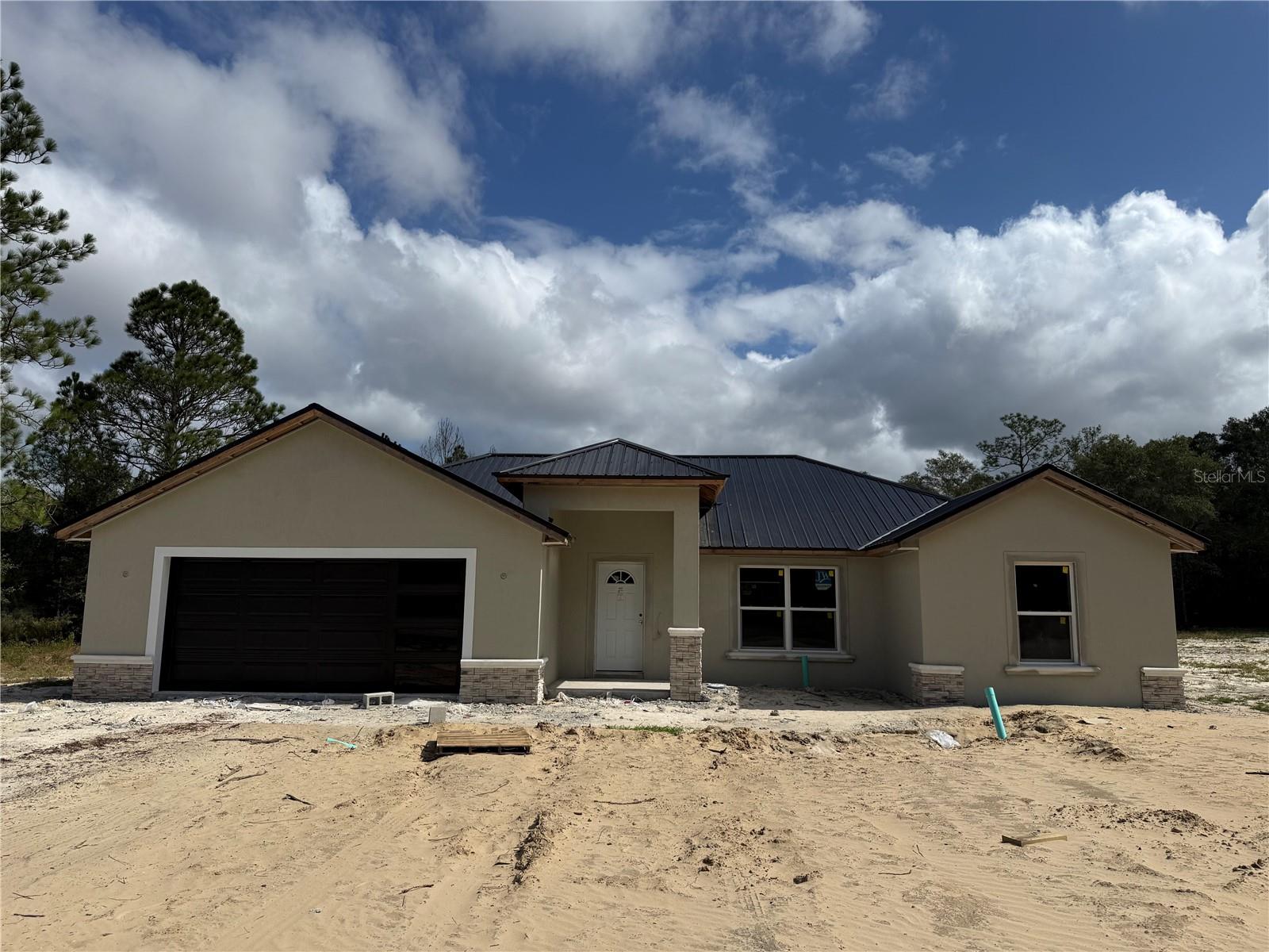 4451 SW Begonia Ct — photo