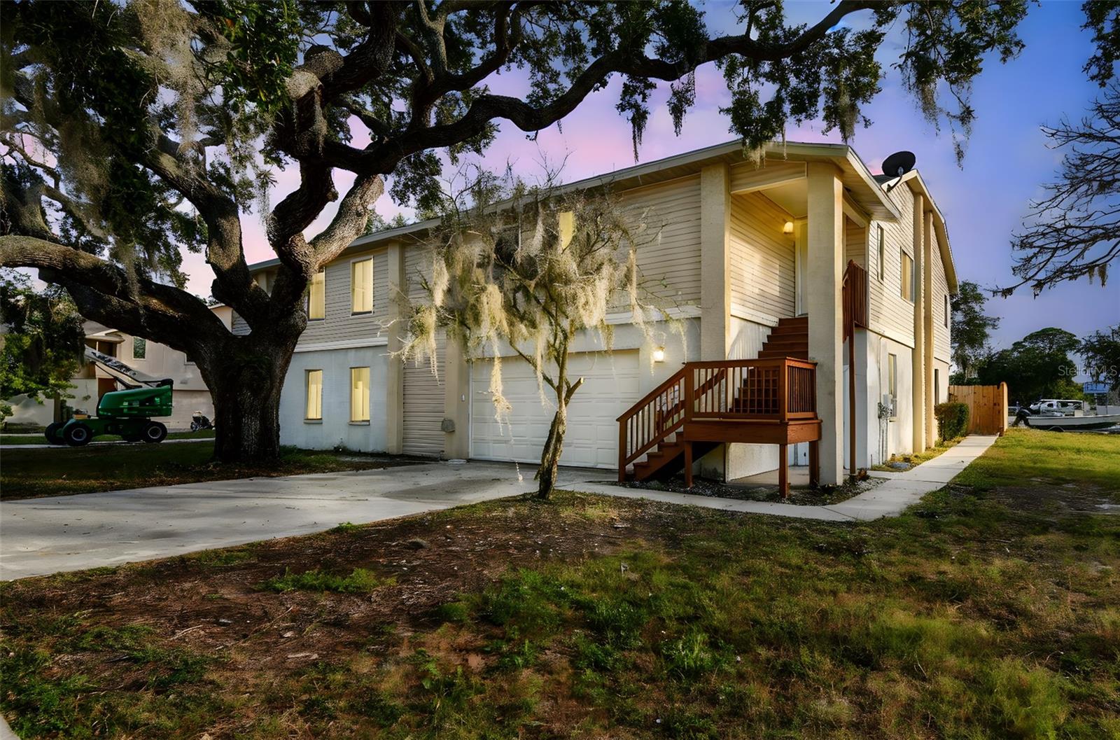 1734 Rumar Lane, Holiday, FL 34691