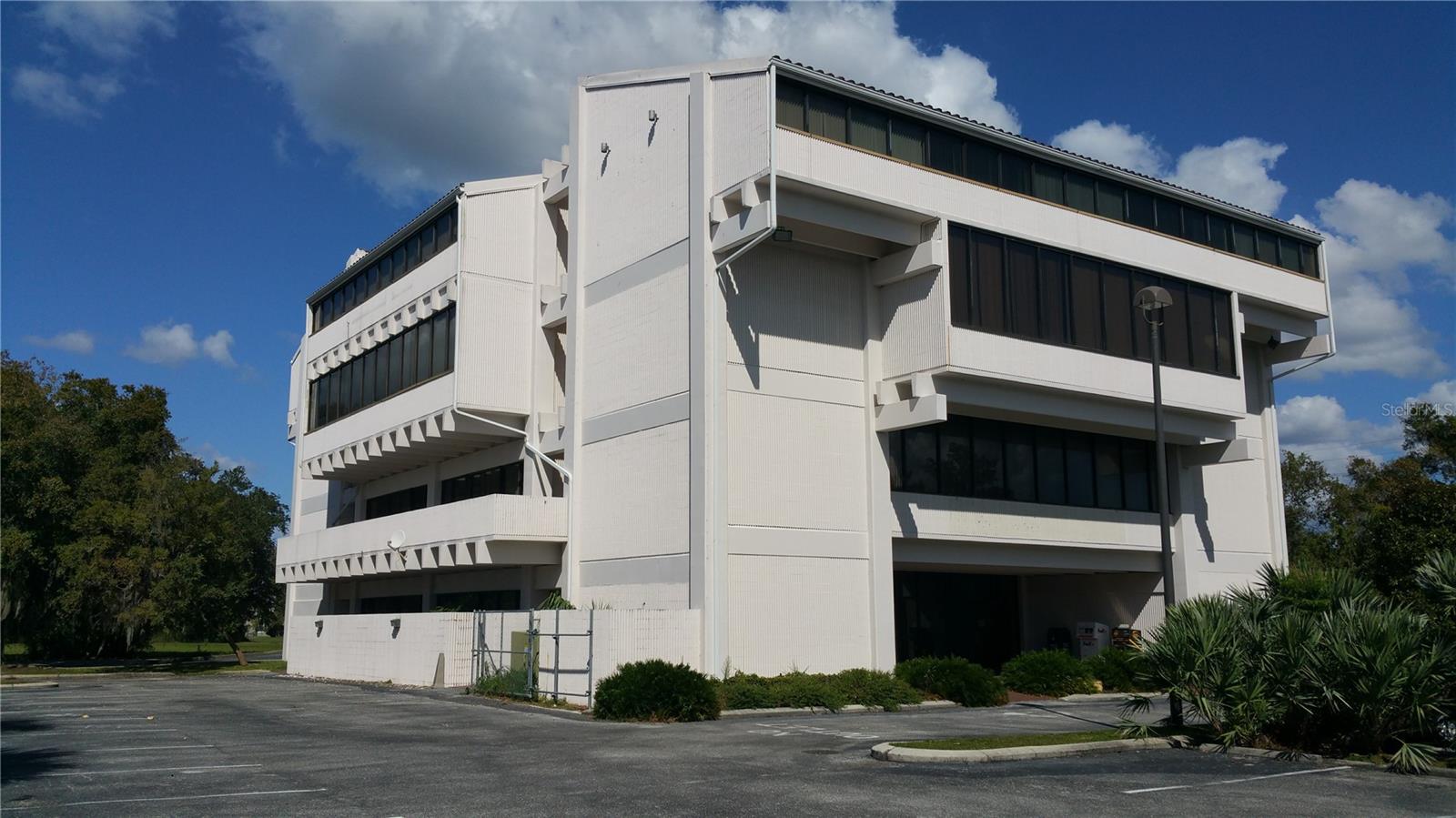 141 E Central Ave #420 — photo