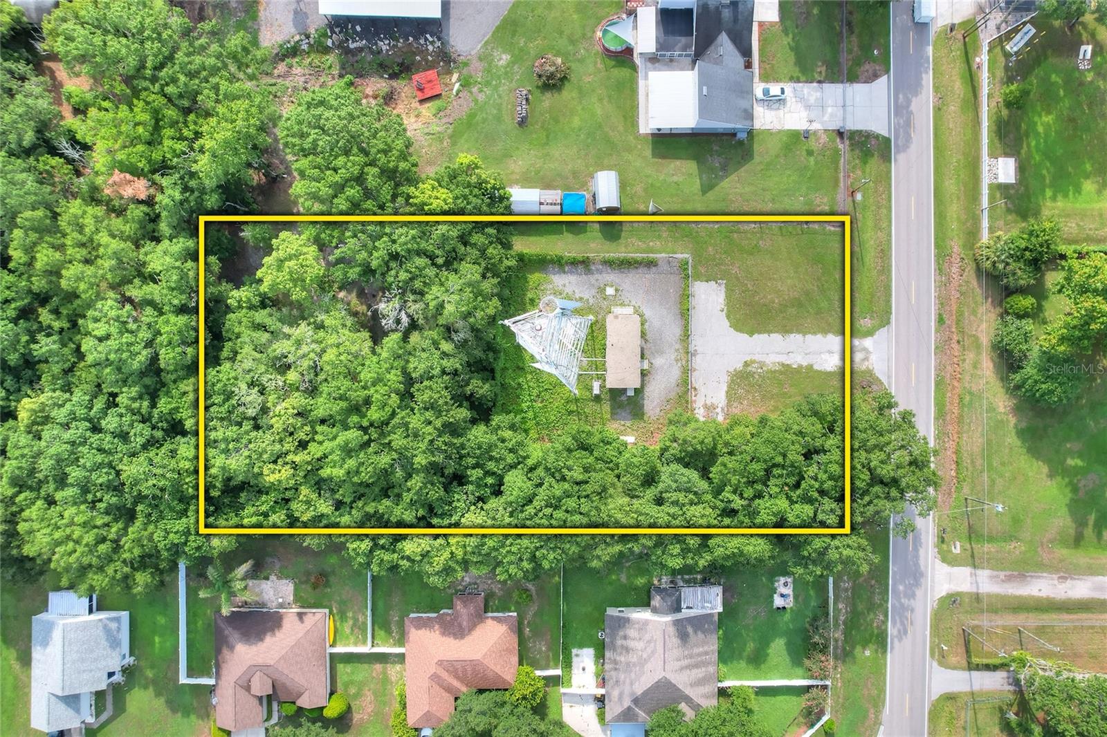 325 Wilder Rd — photo