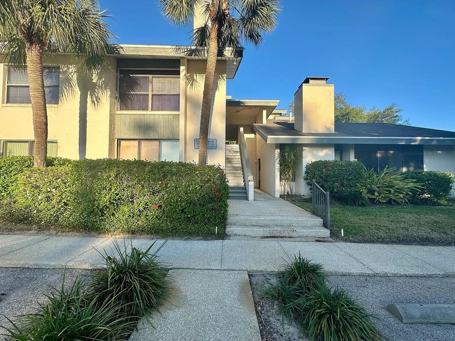 2050 San Marcos Dr SE #214 — photo