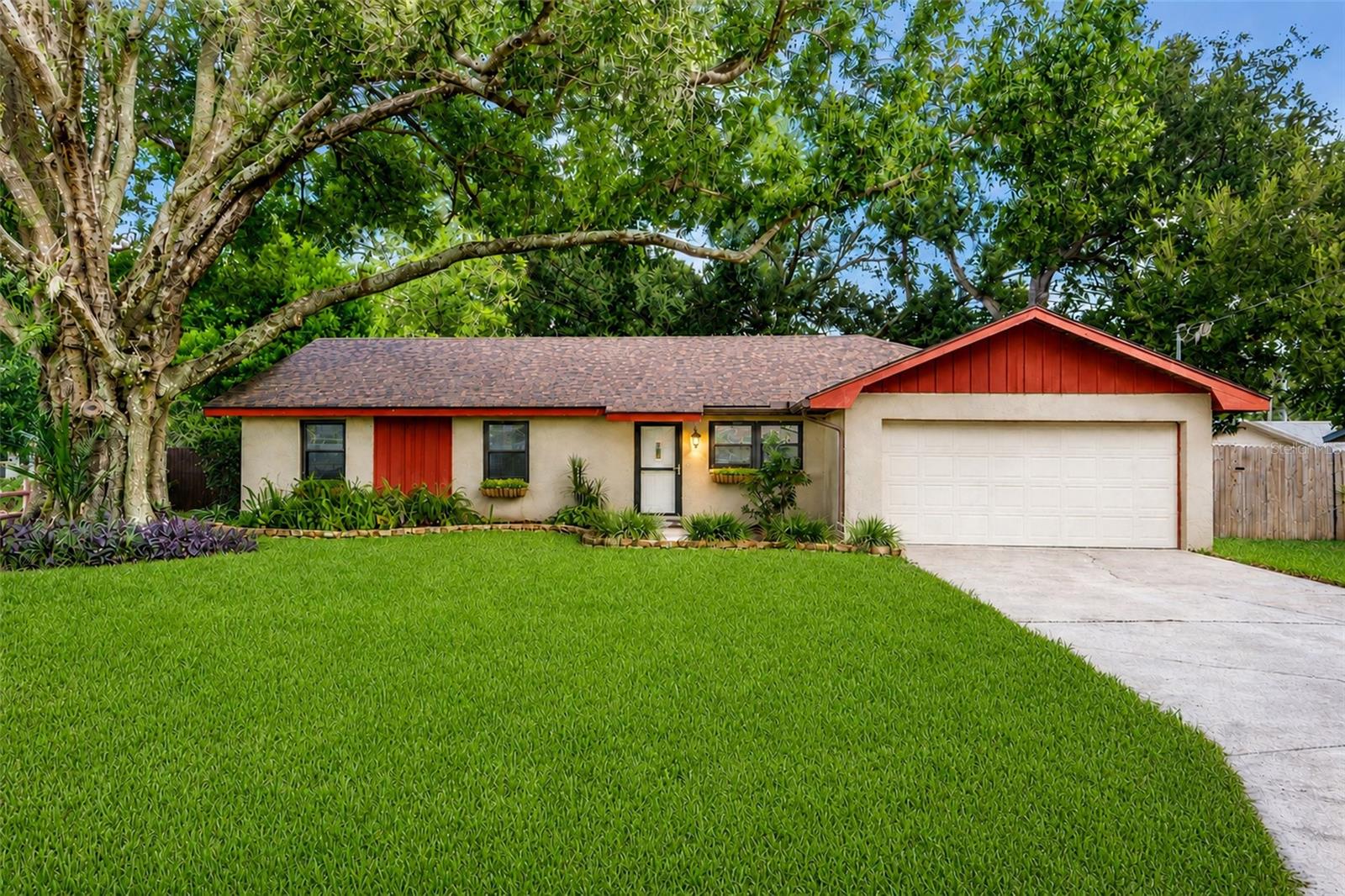 216 Shore Loop, Winter Haven, FL 33884 — photo 2