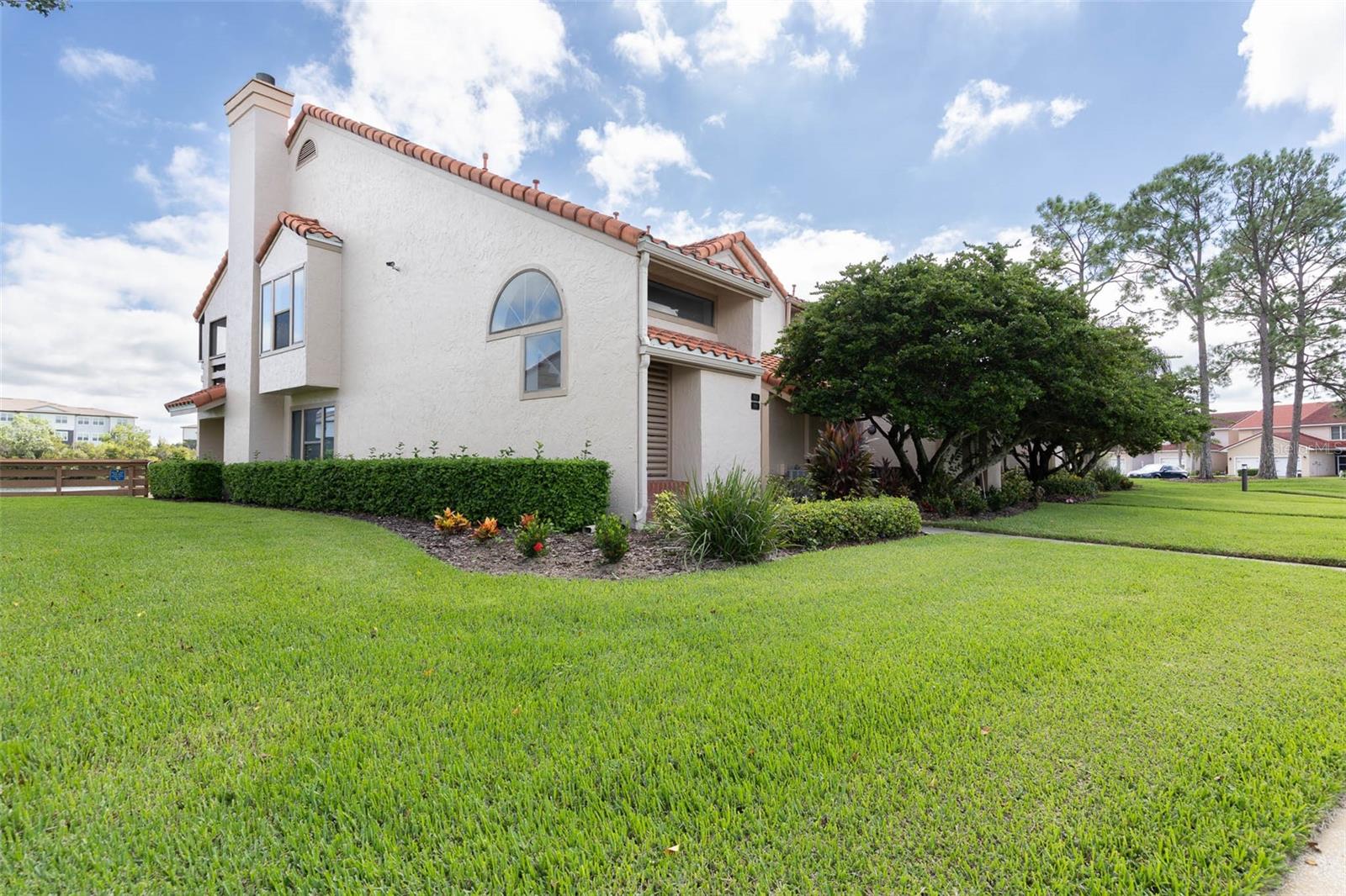 1905 Garden Lake Dr — photo