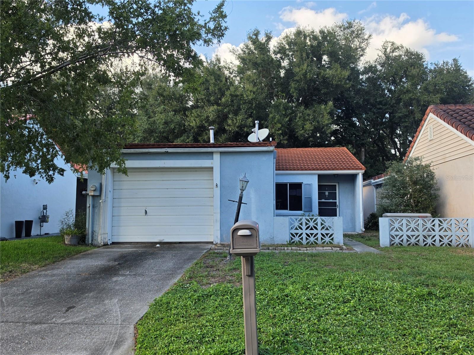 395 San Jose Dr — photo