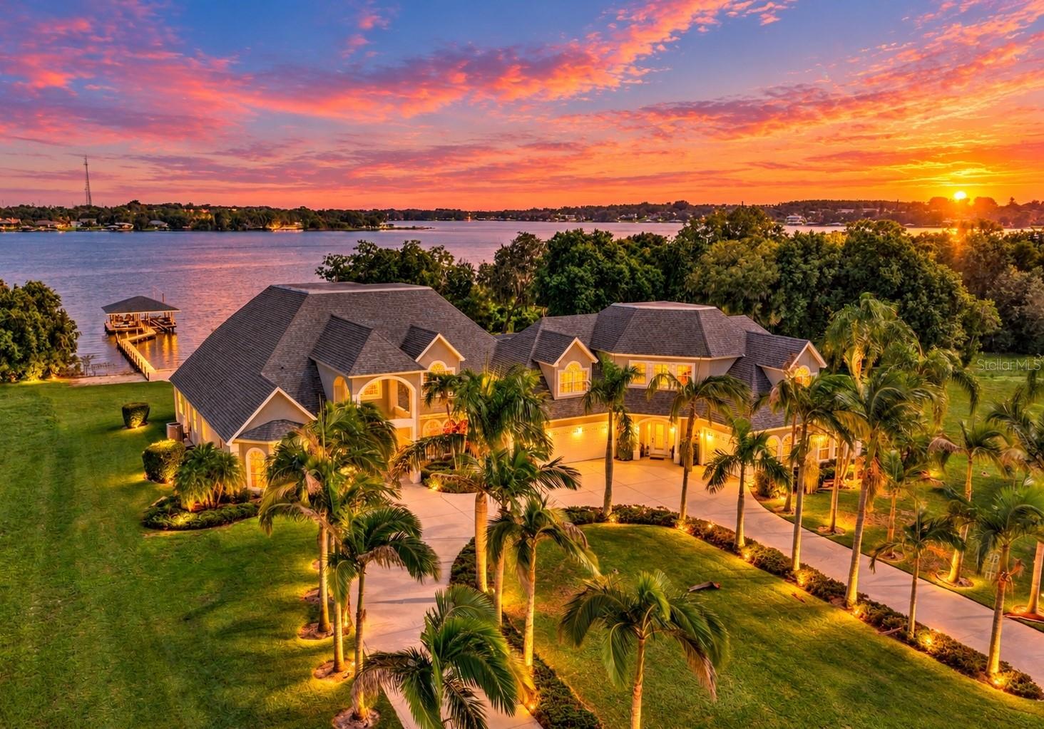 492 Sunset Pointe Dr — photo