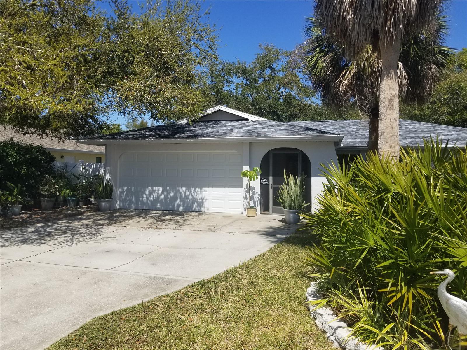 1720 Fossil Dr — photo