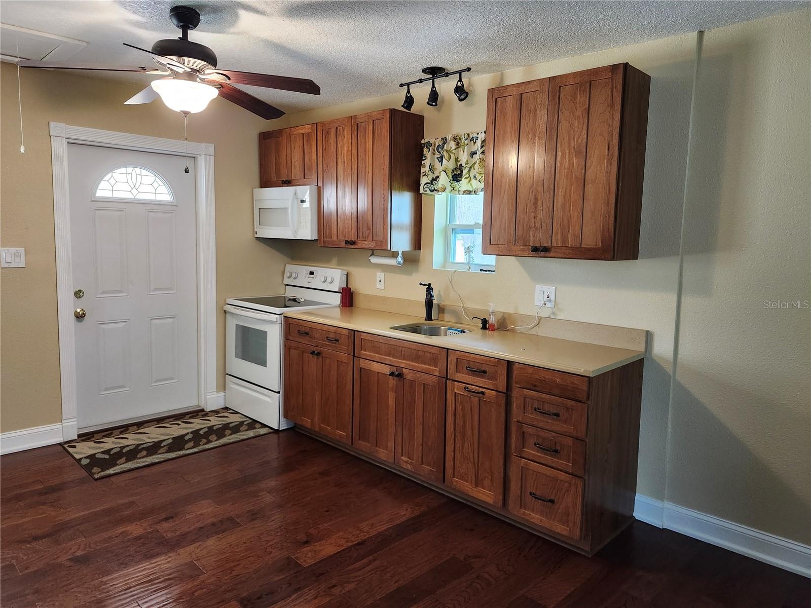 6117 River Road, New Port Richey, FL 34652 — photo 3