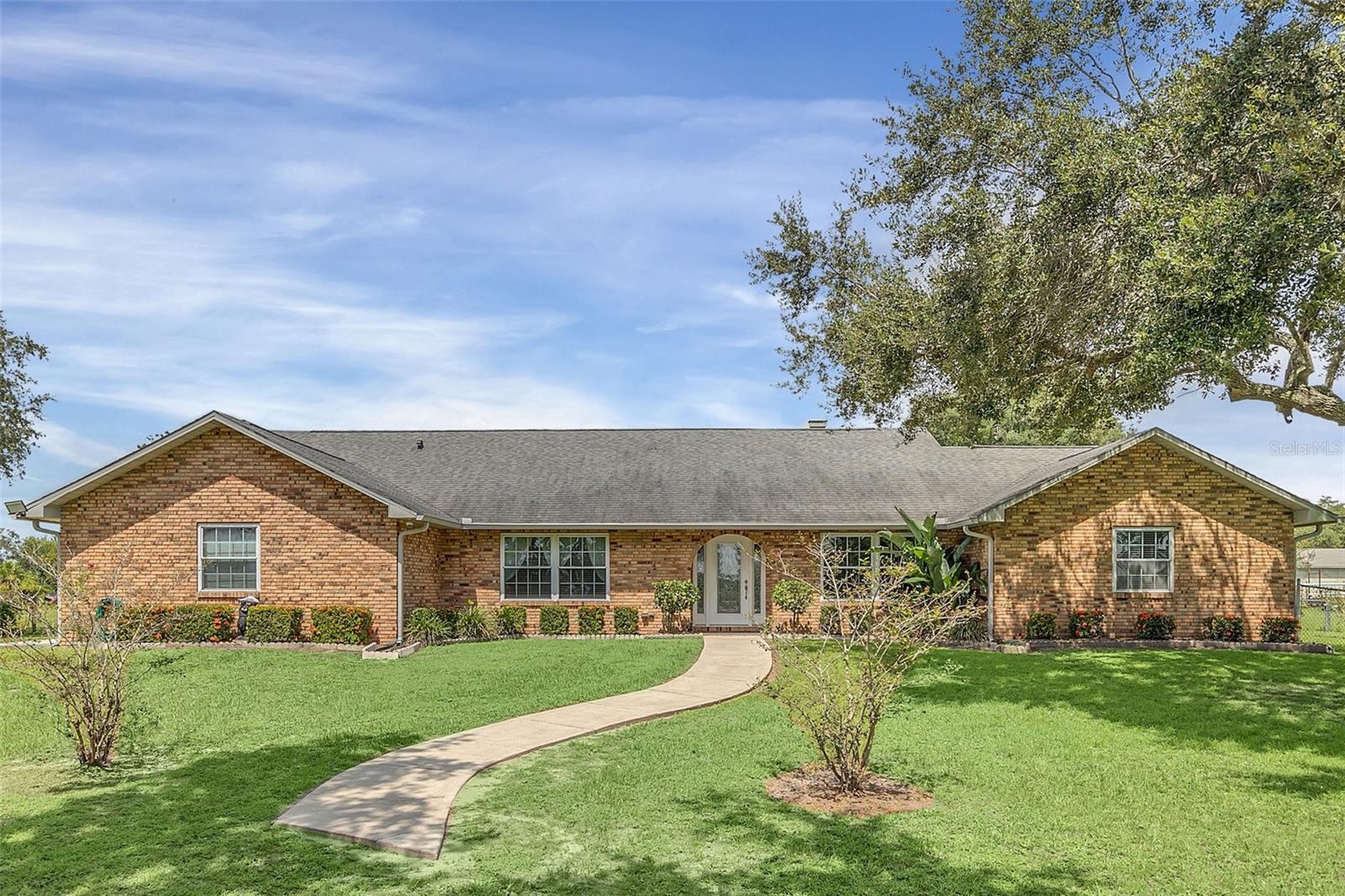 4147 Boggy Creek Rd — photo
