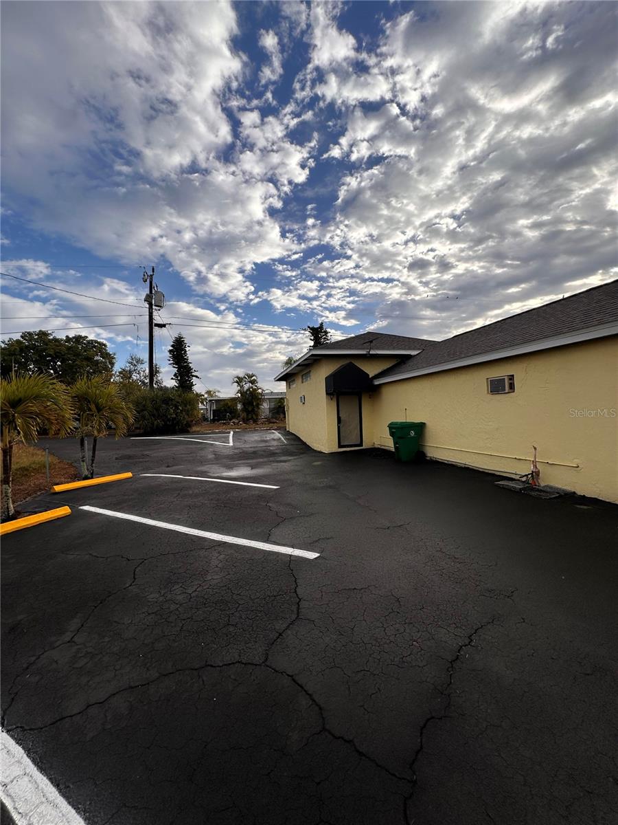 1221 S McCall Rd #B — photo