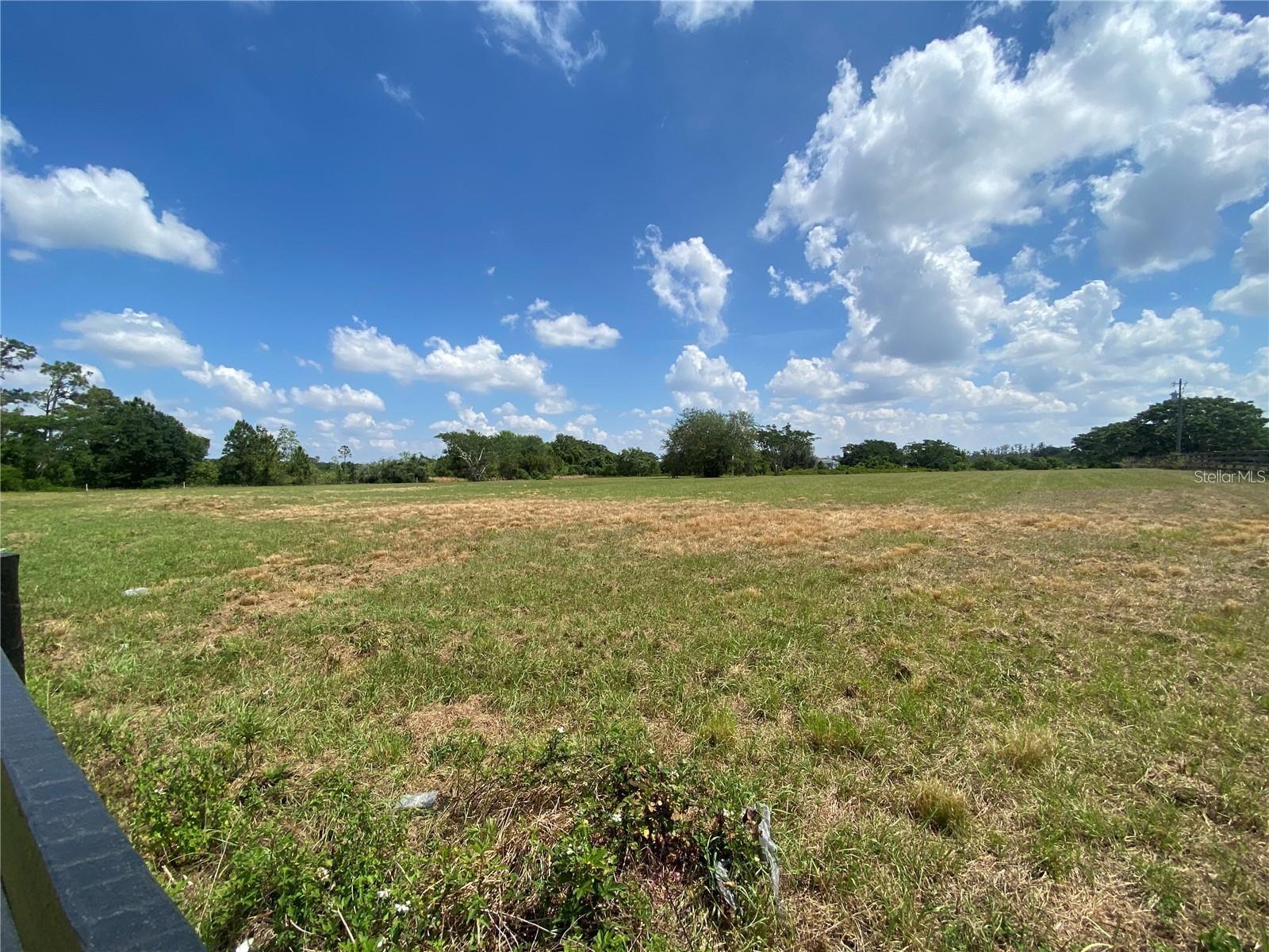 9070 State Road 33 — photo