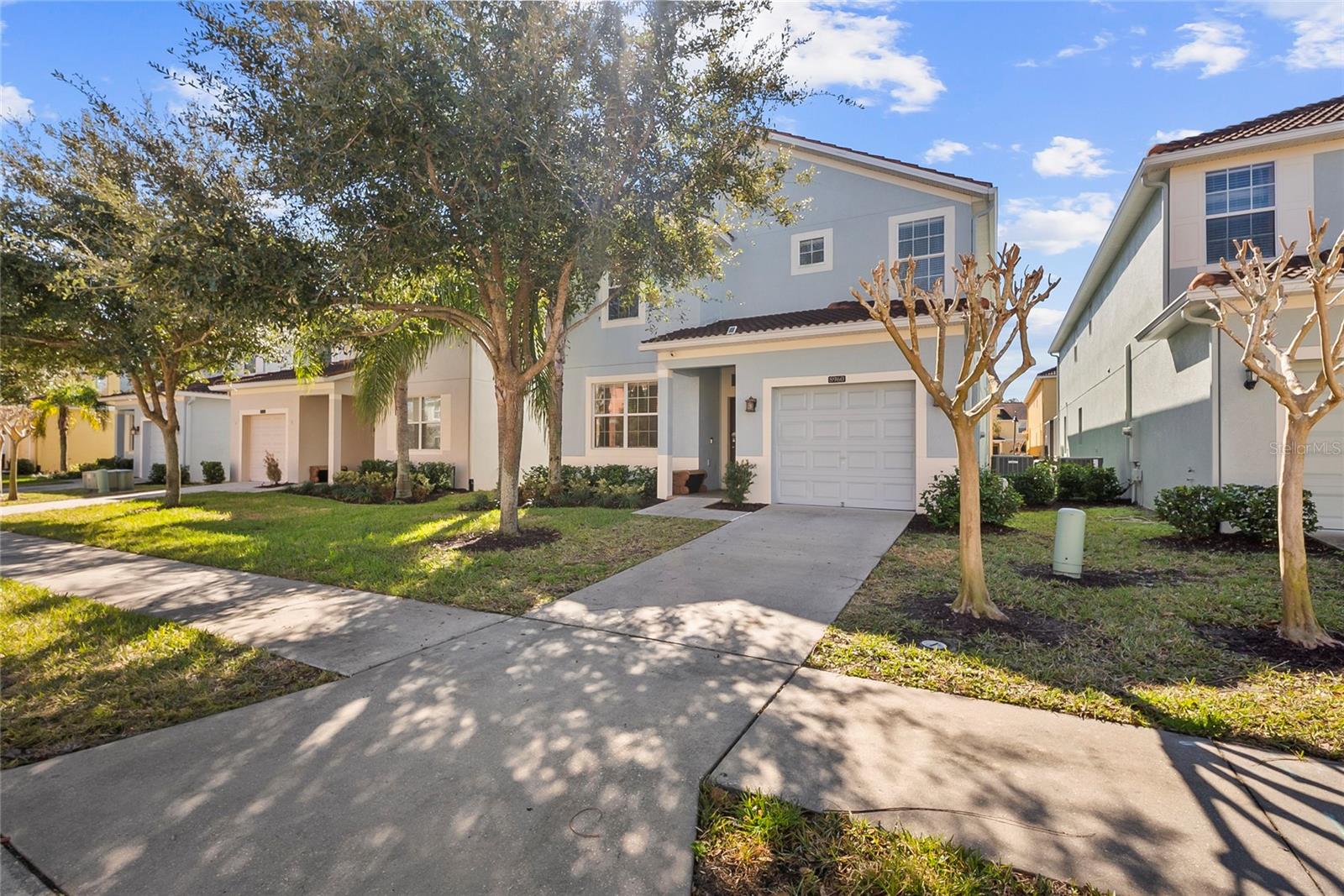 8960 Bismarck Palm Rd — photo
