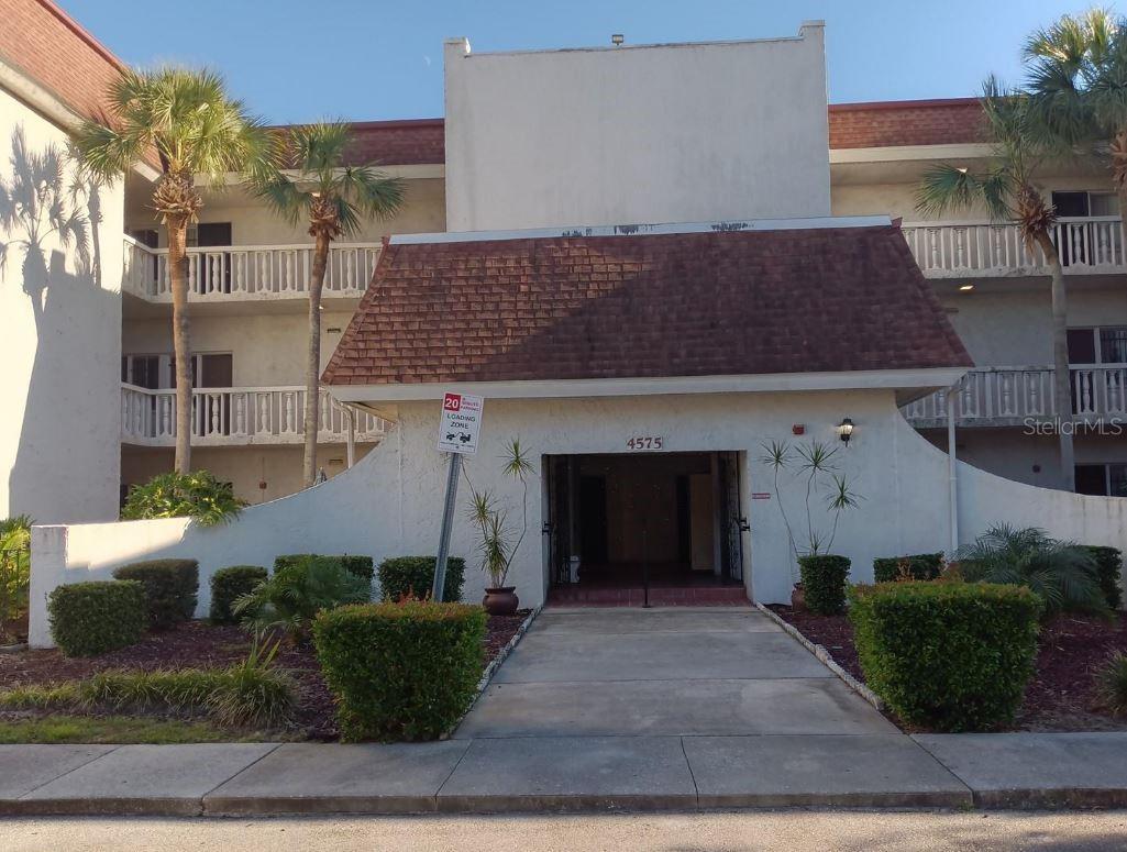 4575 S Texas Ave #307 — photo