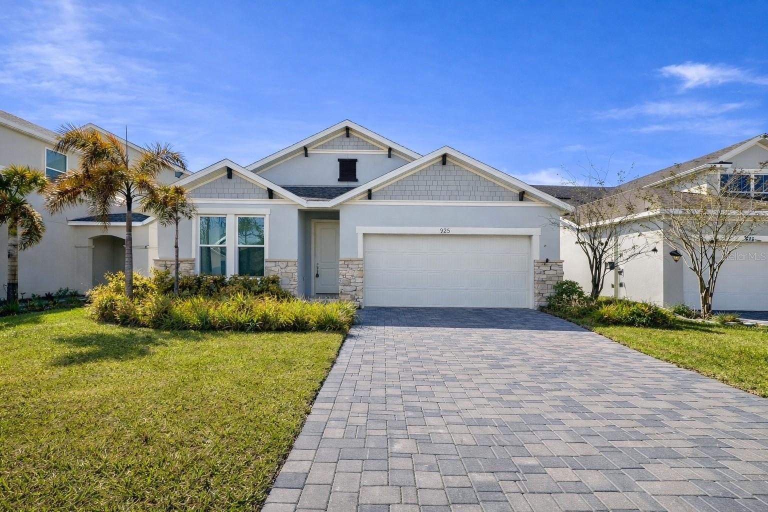 975 Vineyard Ridge Road, Minneola, FL 34715
