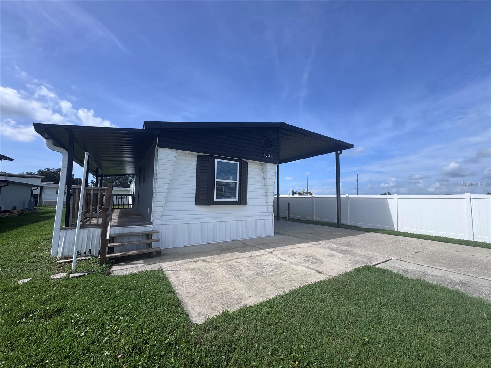 5035 Southshore Dr — photo