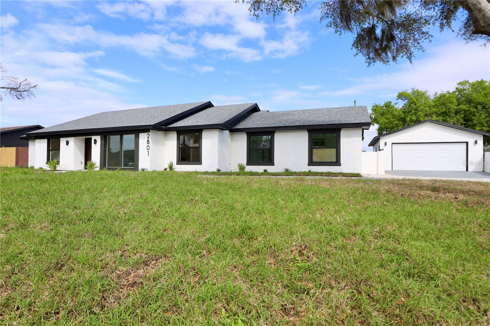 2801 Waumpi Trl — photo
