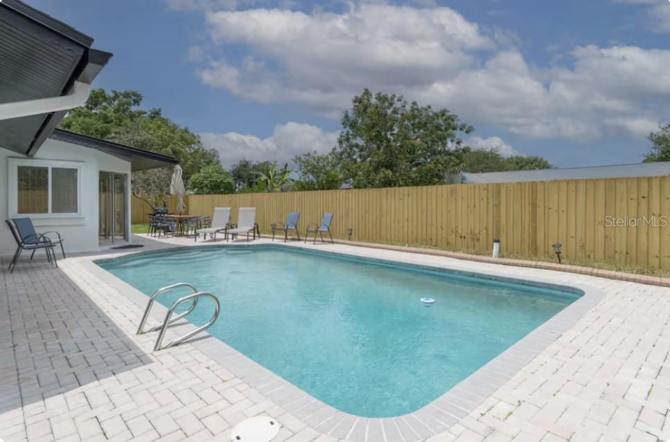 8622 Baylor Cir — photo
