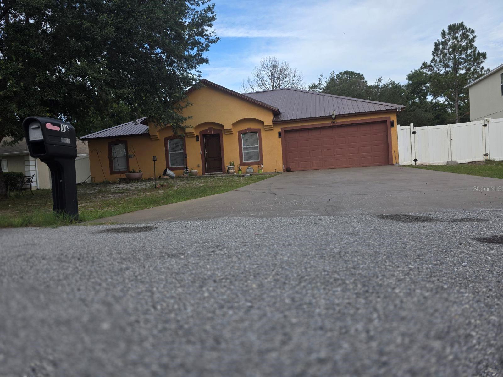 16 Perch Dr — photo