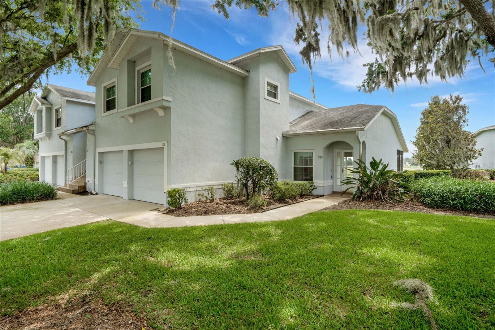 313 Eagle Ridge Dr #313 — photo