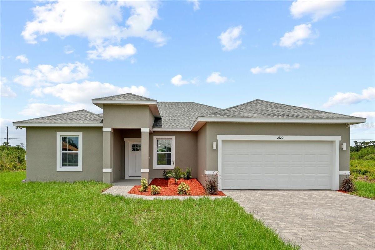 2120 Poinciana Dr — photo