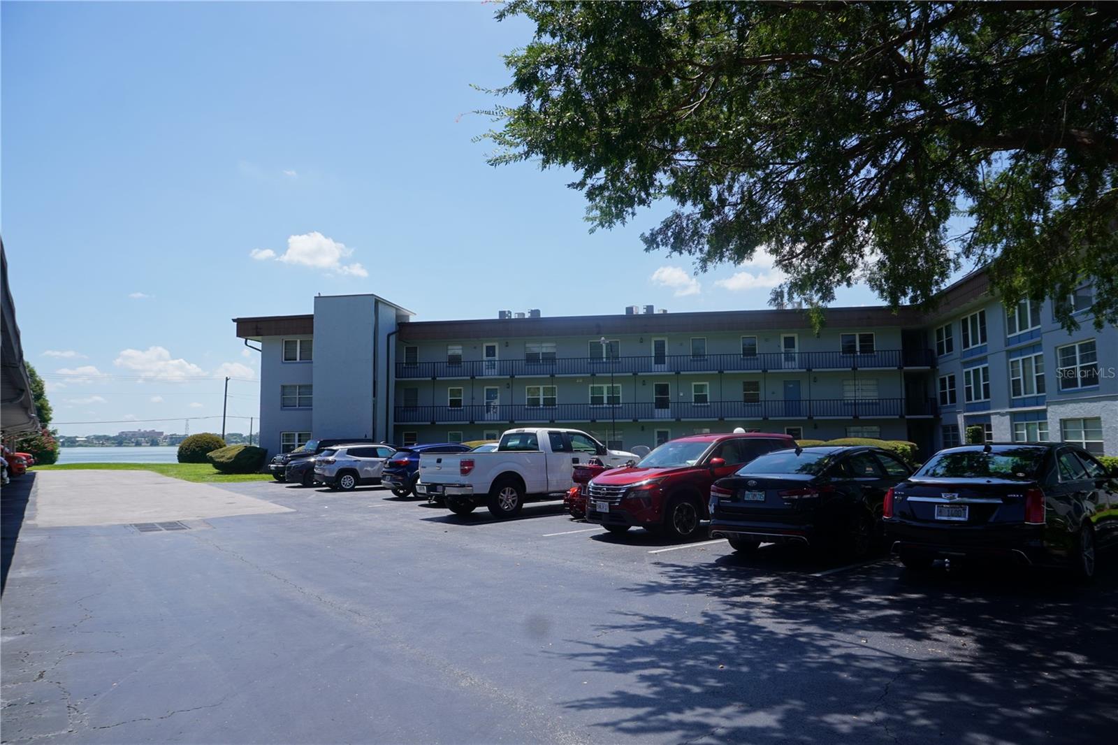 333 Lake Howard Dr NW #303a — photo