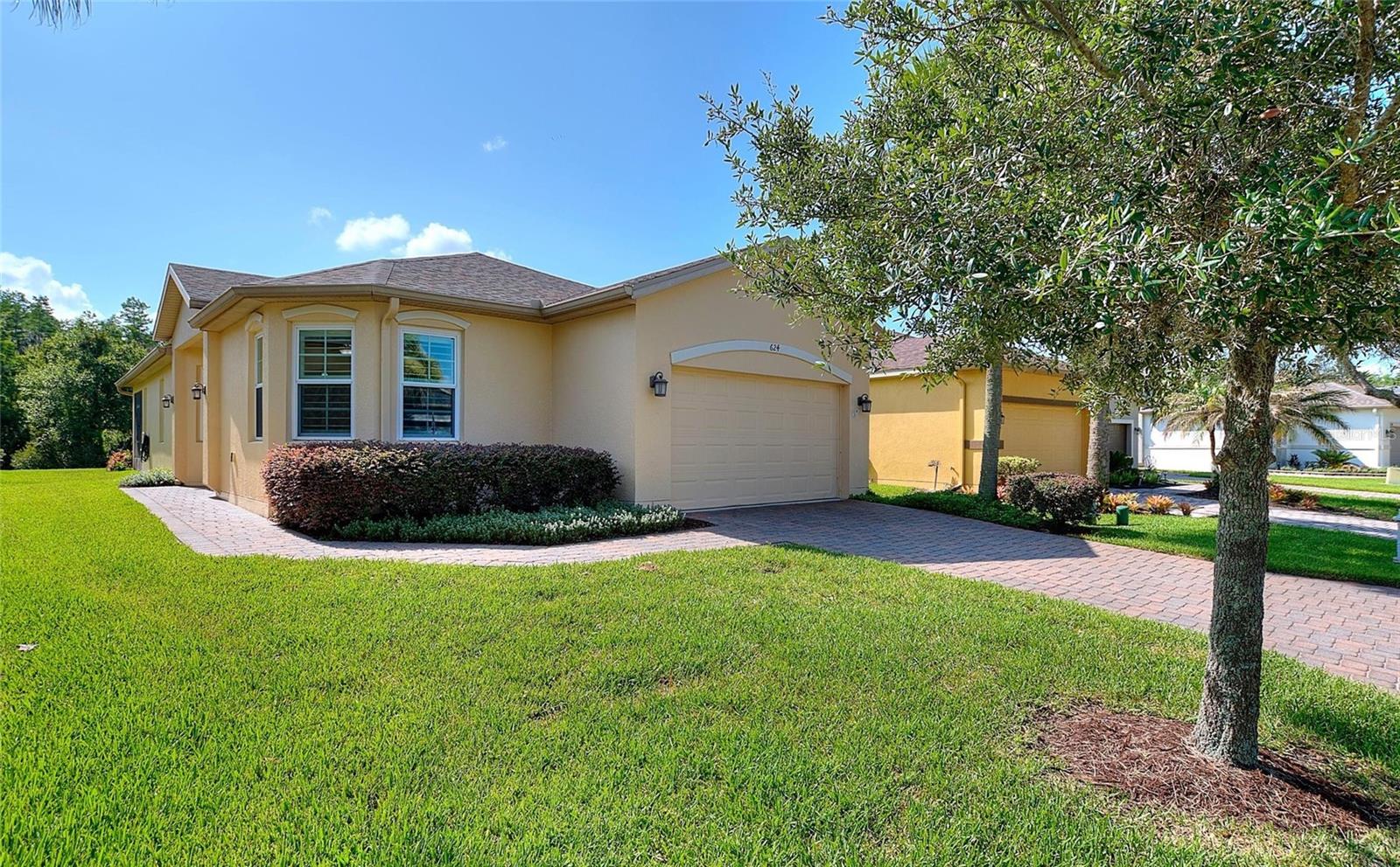 624 Grand Canal Dr — photo