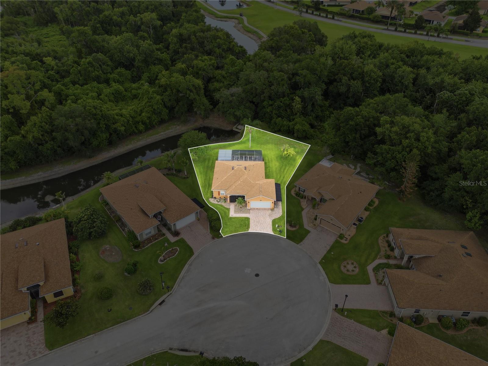 4188 Aberdeen Ln — photo