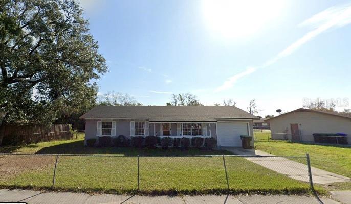 2115 Dardanelle Dr — photo