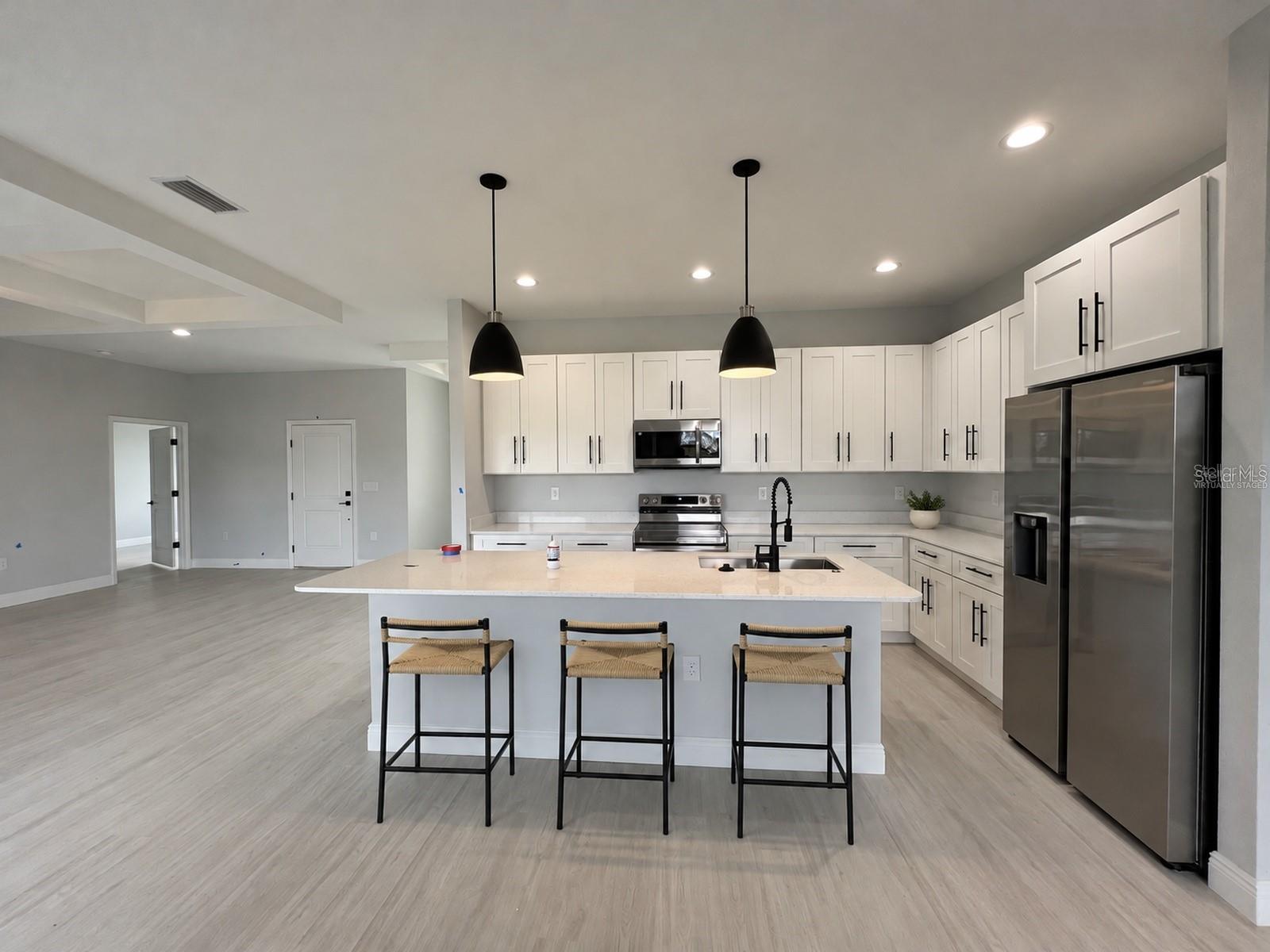 13335 Holtville Ave — photo