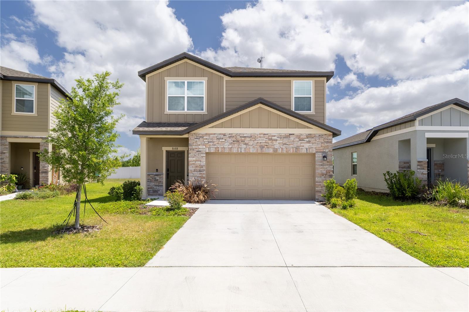 8688 Sportsman Loop — photo