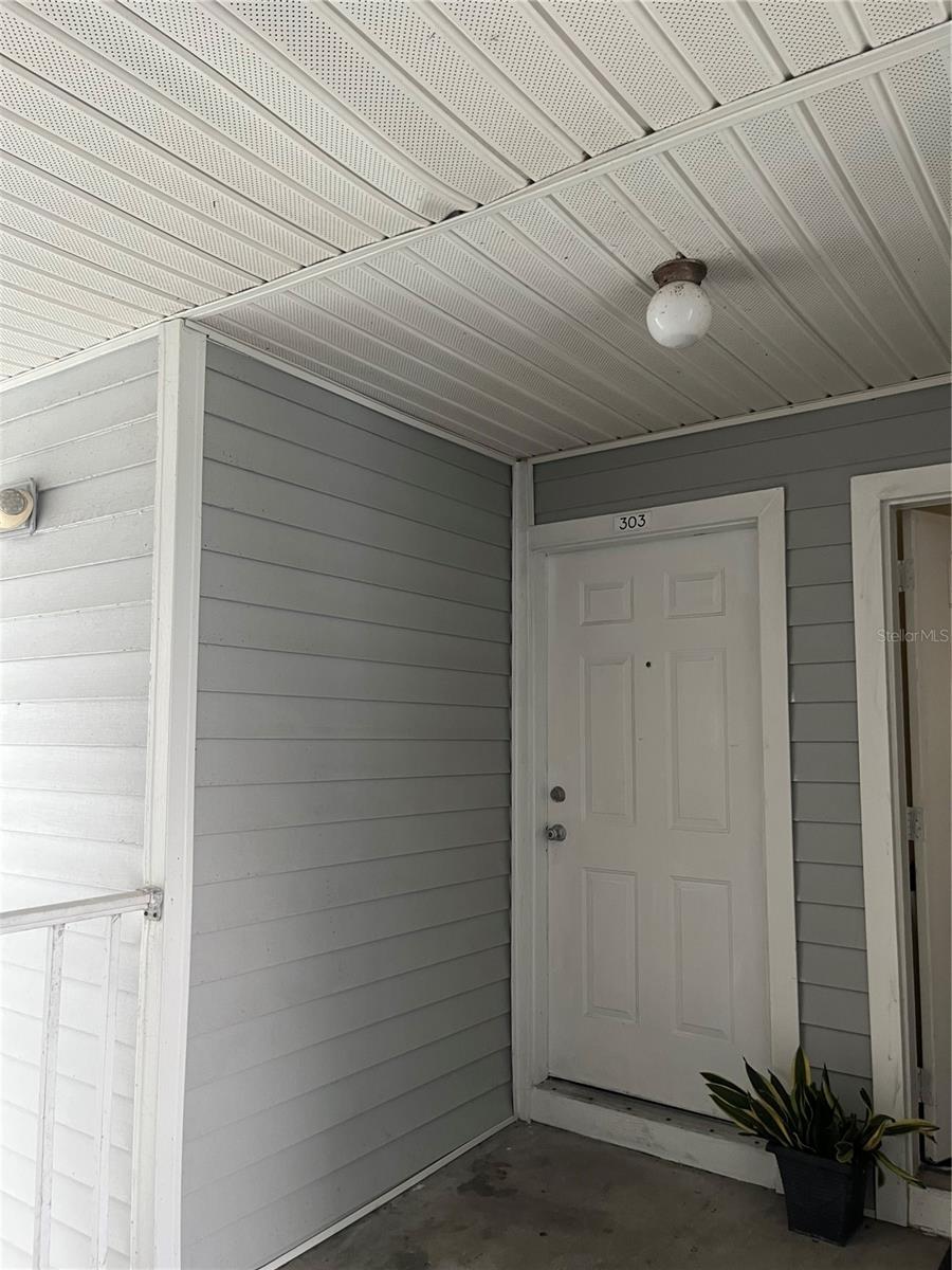1205 Bermuda Lakes Ln #303 — photo