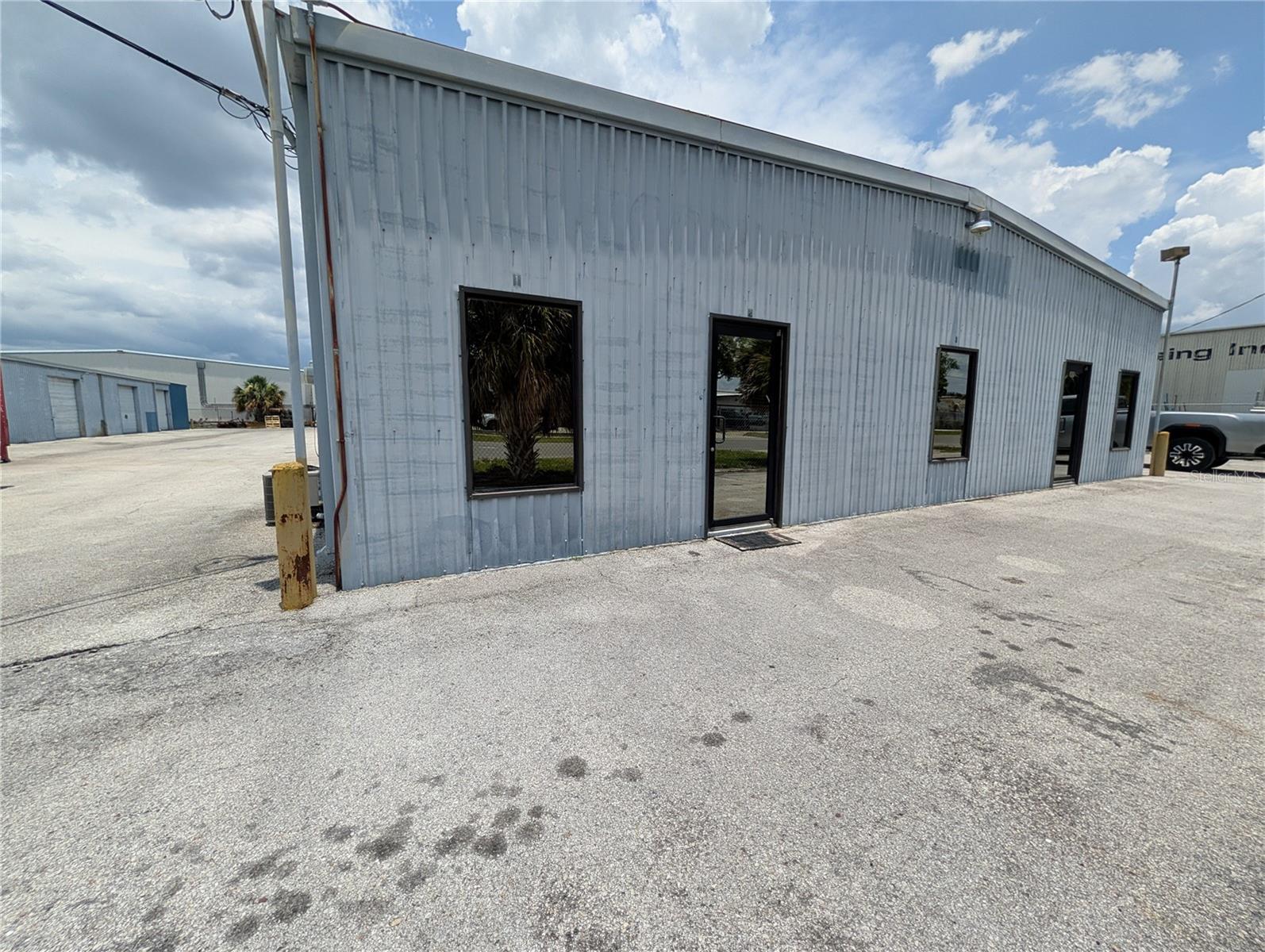 207 Gandy Rd — photo