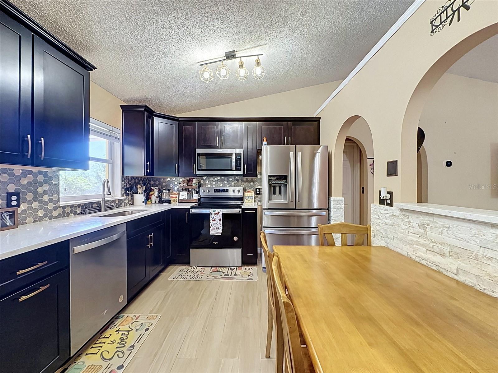 533 Bent Oak Loop, Davenport, FL 33837 — photo 3
