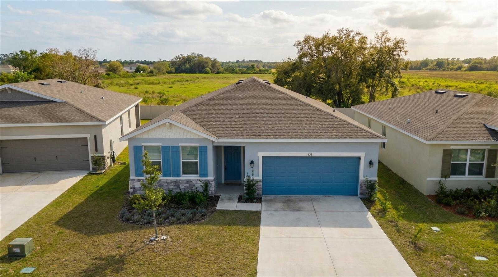 693 Crown Rose Dr — photo