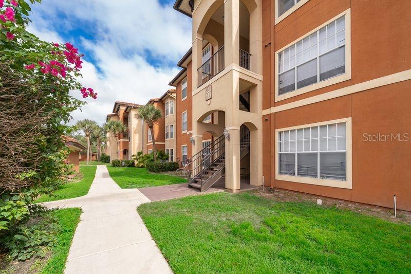 5548 Metrowest Blvd #306 — photo