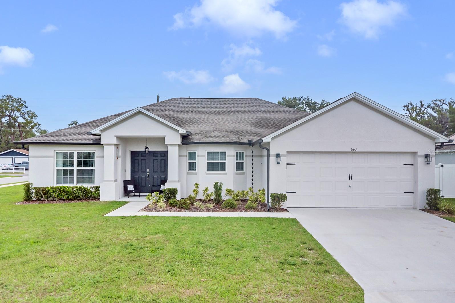 1083 Snively Cir — photo