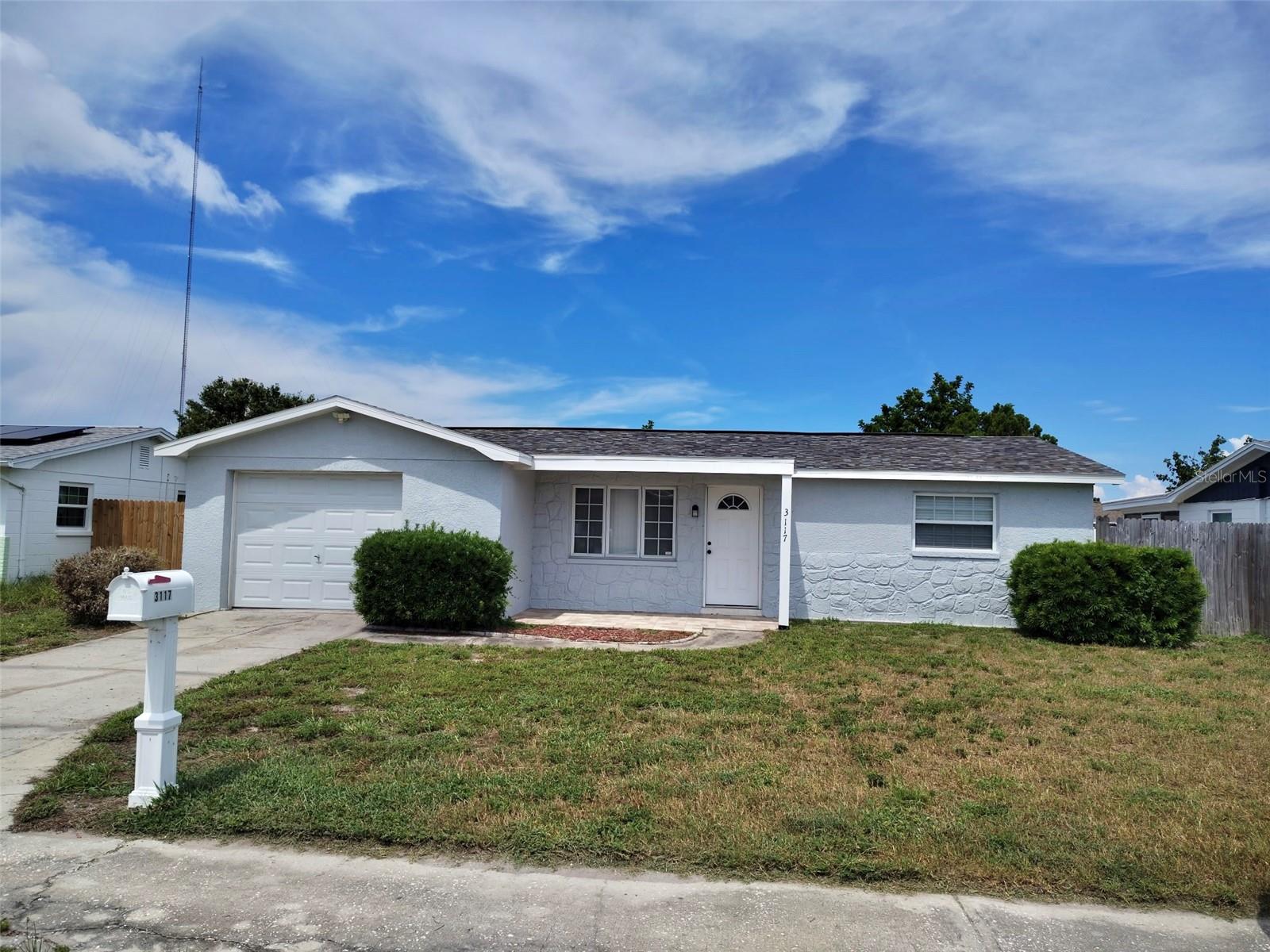 3117 Huntington Rd — photo