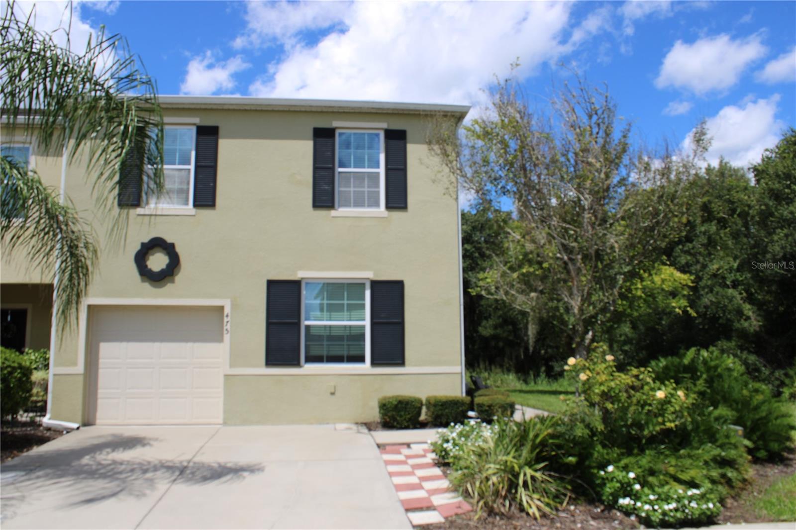 475 Arbor Lakes Dr — photo
