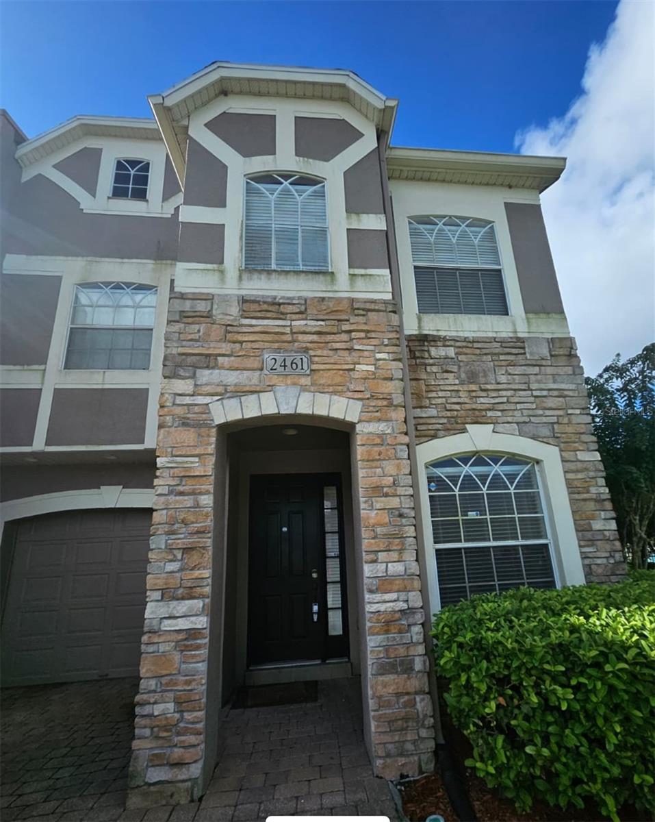 2461 Chatham Place Dr — photo