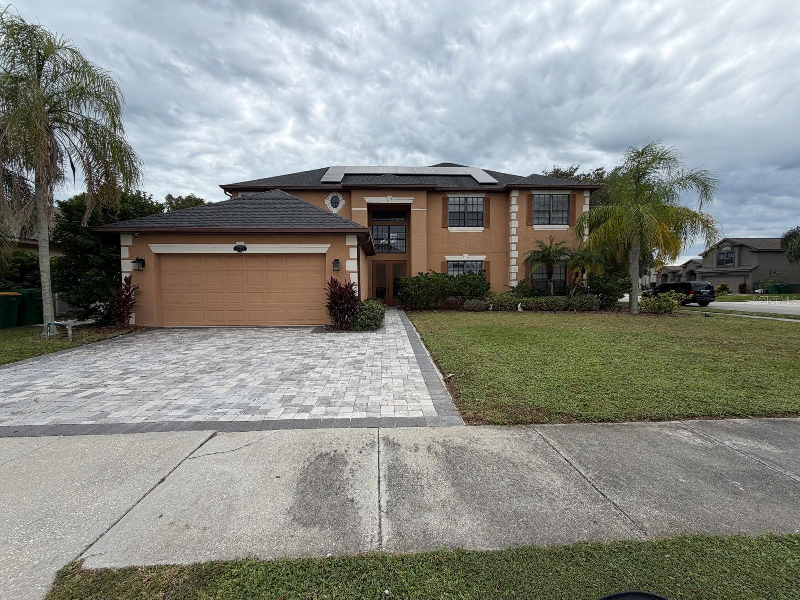 1373 Bent Palm Dr — photo